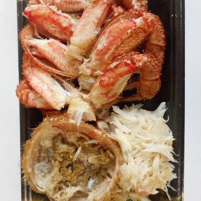 三陸宮古産　蒸し毛ガニ　200g〜300g×2杯【配送不可地域：離島】【1711362】