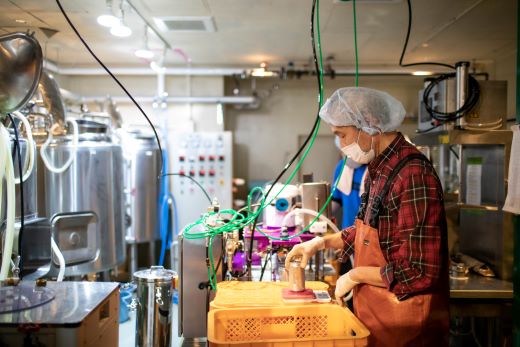 クラフトビール 遠野醸造 缶ビール 4種 4本 セット 詰め合わせ セット お酒 地酒 プレゼント ギフト 父の日 お祝い 感謝 誕生日 美味しい ビール お取り寄せ 飲み比べ 缶 【数量限定】