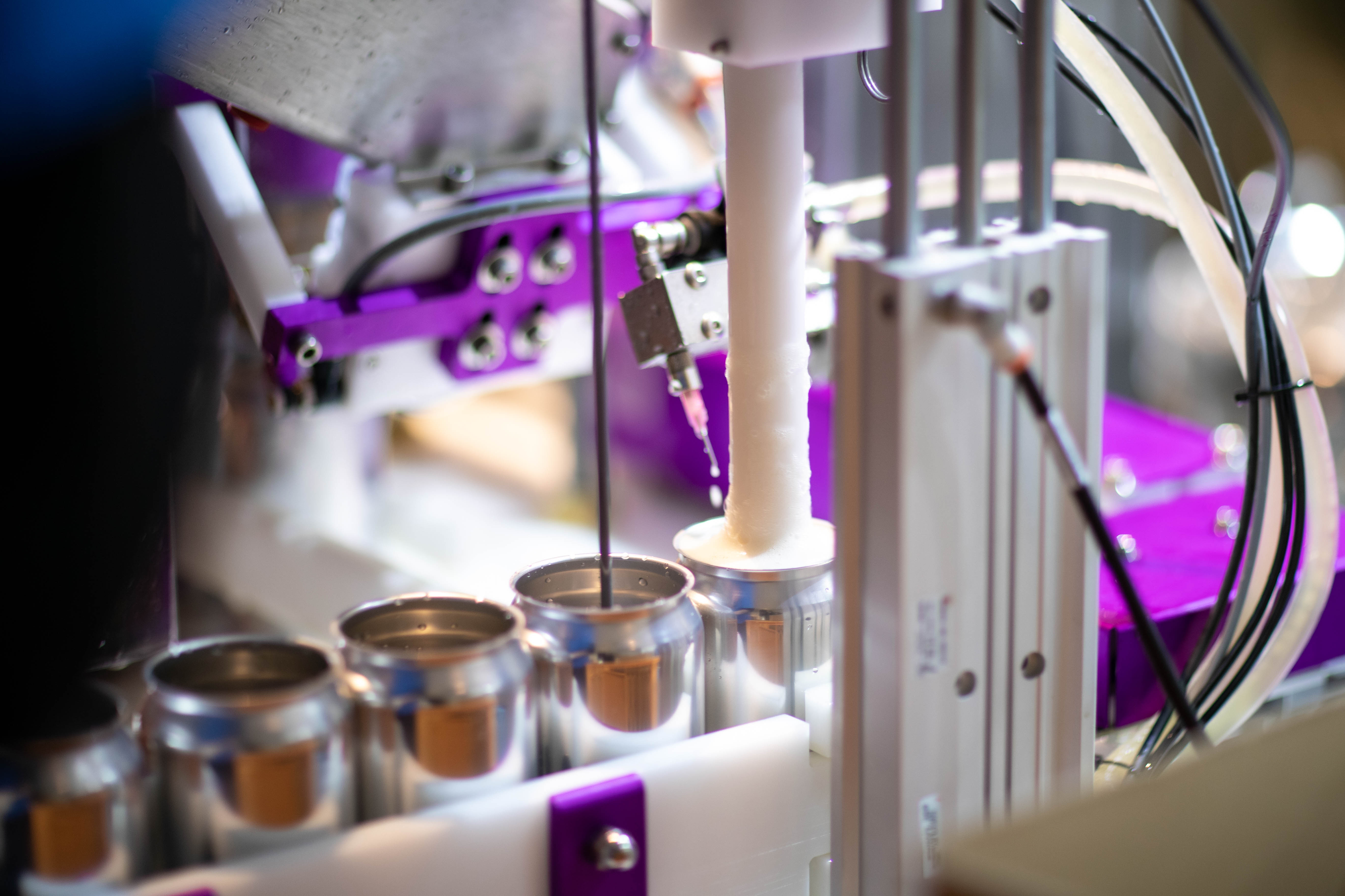 クラフトビール 遠野醸造 缶ビール 4種 4本 セット 詰め合わせ セット お酒 地酒 プレゼント ギフト 父の日 お祝い 感謝 誕生日 美味しい ビール お取り寄せ 飲み比べ 缶 【数量限定】