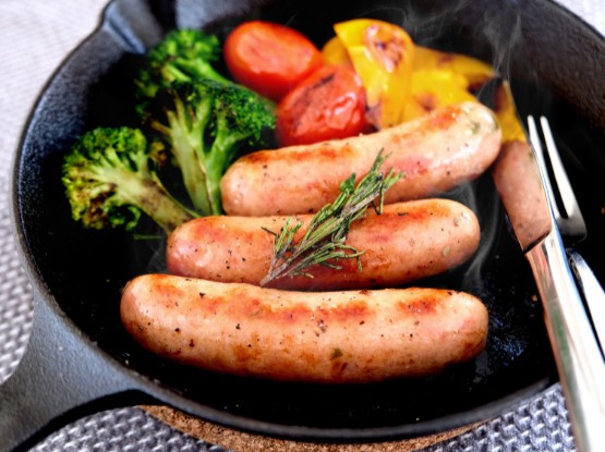 ホップフランク 3本入り×3袋 / 冷凍 岩手県 遠野市 道の駅遠野風の丘 岩手県産豚使用 遠野パドロン 入り 熟成 ホップ 香る フランクフルト ビールの里 遠野のホップを応援 ギフト お中元 おつまみ おかず BBQ