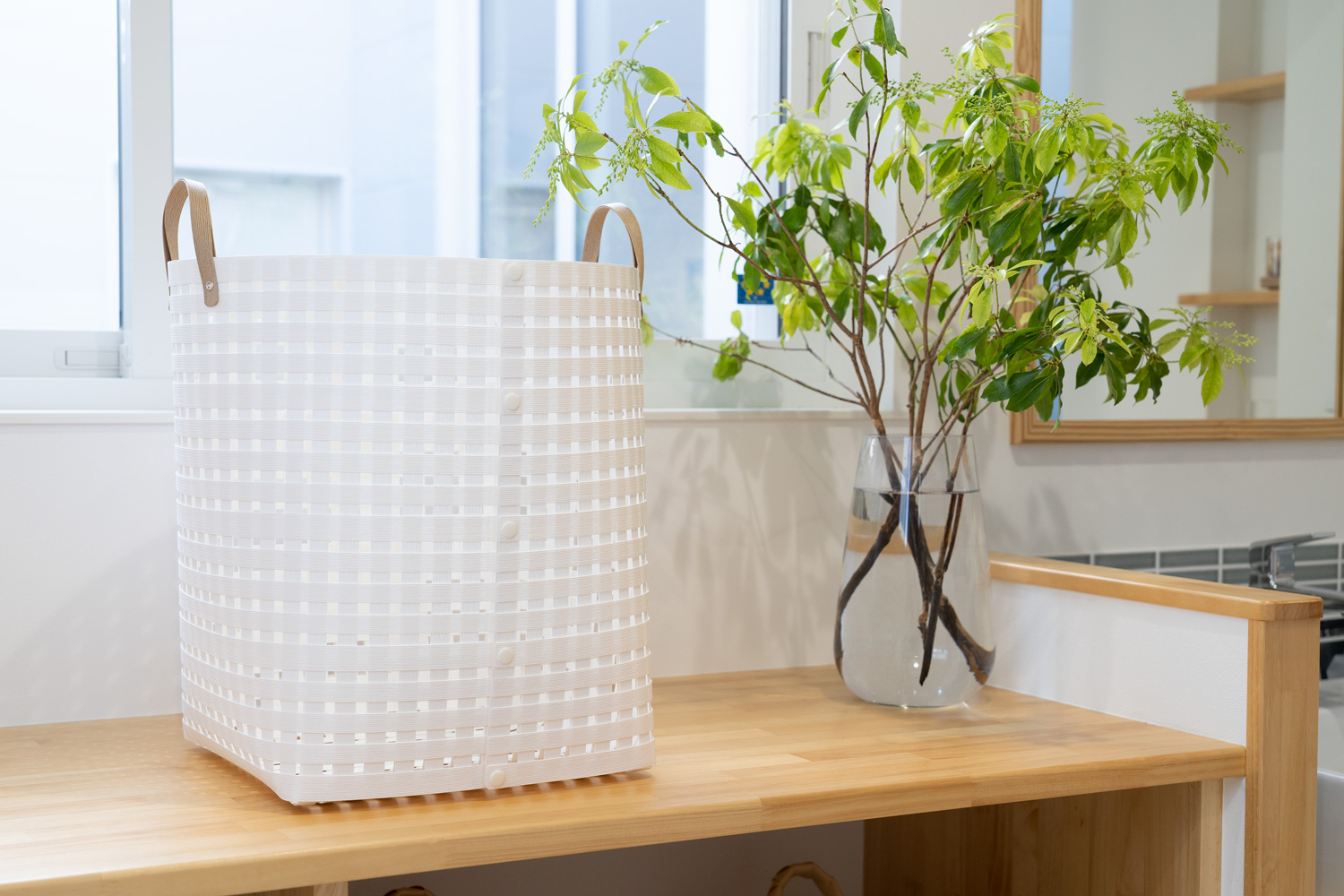 暮らしを整える収納バスケット Bandc Basket LH5（ハンドル付き Lサイズ） ホワイト 岩手県奥州市産 バンドシー [AR002]