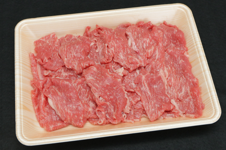 黒毛和種 しわ もちもち牛 モモ肉 切り落とし 500g (AM012)