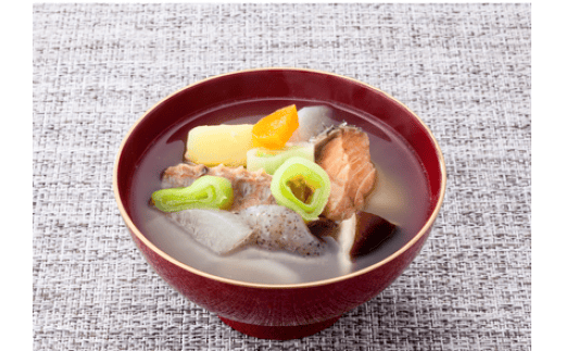 【2026年12月中旬より発送】新巻鮭 丸ごと 輪切り サーモン 切身 鮭 サケ 焼き魚 1本 