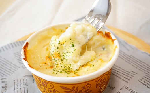 ＜３ヶ月連続でお届け＞大人気！ホタテとカキと海の幸のグラタン定期便 ≪2人前≫ 三陸山田 山田町 詰め合わせ セット 海産物 海産品 酪産物 乳製品 かき ほたて 海鮮  おかず 冷凍 惣菜 加工品 食品 YD-840