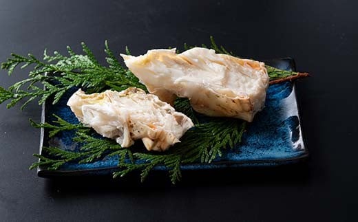 川石水産のボイルたらば蟹 約1kgカット 三陸山田 山田町 カニ 海産品 高級 YD-879