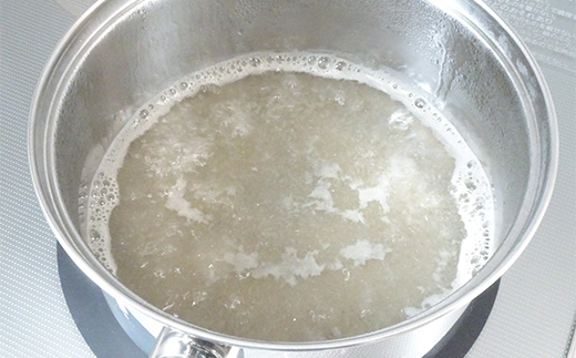 無添加だし粉 80g×4パック 煮干しいわしっ粉 《細目》 大和水産 三陸山田 山田町 魚粉 出汁 鰯 味噌汁 煮物 イワシ 料理 カルシウム 栄養素  YD-1062