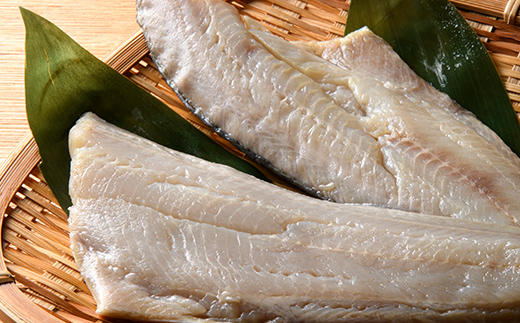 【ふるさと納税】佐々木商店のホッケ塩干し(2枚入り 1パック)×2袋セット岩手県 山田町 三陸 干物 魚 肴 𩸽 ほっけ ホッケ  YD-980