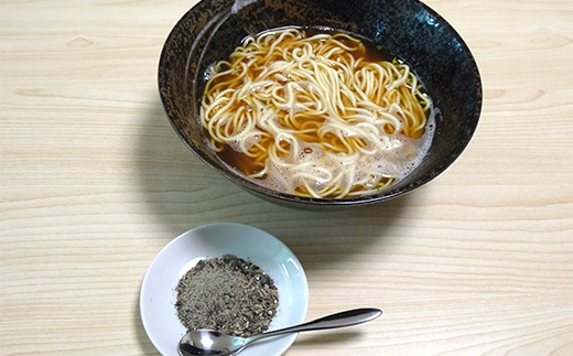 無添加だし粉 130g×3パック 煮干しいわしっ粉 《粗目》 大和水産 三陸山田 山田町 魚粉 出汁 鰯 味噌汁 煮物 イワシ 料理 カルシウム 栄養素  YD-1063