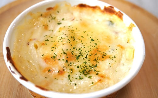 海鮮マカロニグラタン 4個セット【木村商店】 三陸山田 山田町 乳製品 魚貝  おかず 冷凍 惣菜 加工品 食品 YD-660