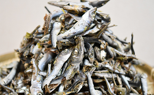 【数量限定】【訳あり】無添加 国産 煮干し 1.4kg 出汁 カルシウム にぼし いわし イワシ まいわし マイワシ 味噌汁 スープ おやつ 訳あり 無添加 健康 栄養 岩手県 三陸山田 山田町 三陸 大和水産 YD-1084