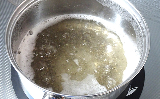 無添加だし粉 130g×3パック 煮干しいわしっ粉 《粗目》 大和水産 三陸山田 山田町 魚粉 出汁 鰯 味噌汁 煮物 イワシ 料理 カルシウム 栄養素  YD-1063