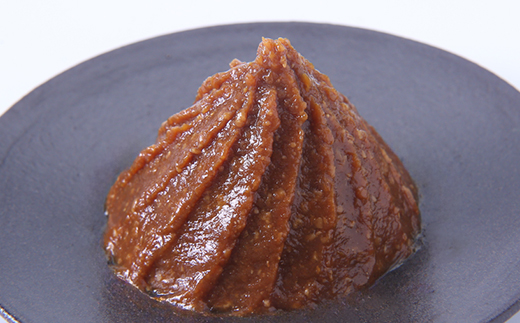 岩泉みそ食べ比べ〔特選・並〕900g×各1個 天然醸造 無添加味噌 南部岩泉【配送不可地域：離島】【1599723】