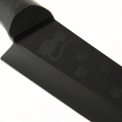 フォーエバー　彫刻黒セラミック包丁　ネコ　黒ハンドル　150mm【配送不可地域：沖縄県】【1726313】