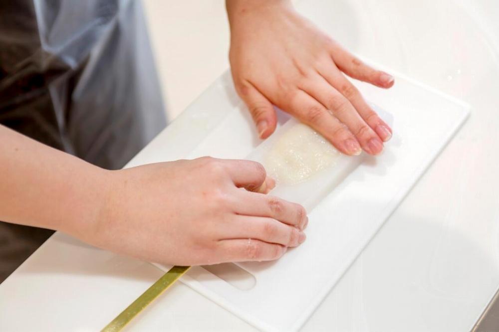 鐘崎 笹かま館 笹かまぼこ手作り体験教室＆お食事ペアご招待券【練り物 魚介類 体験 食品 人気 おすすめ】