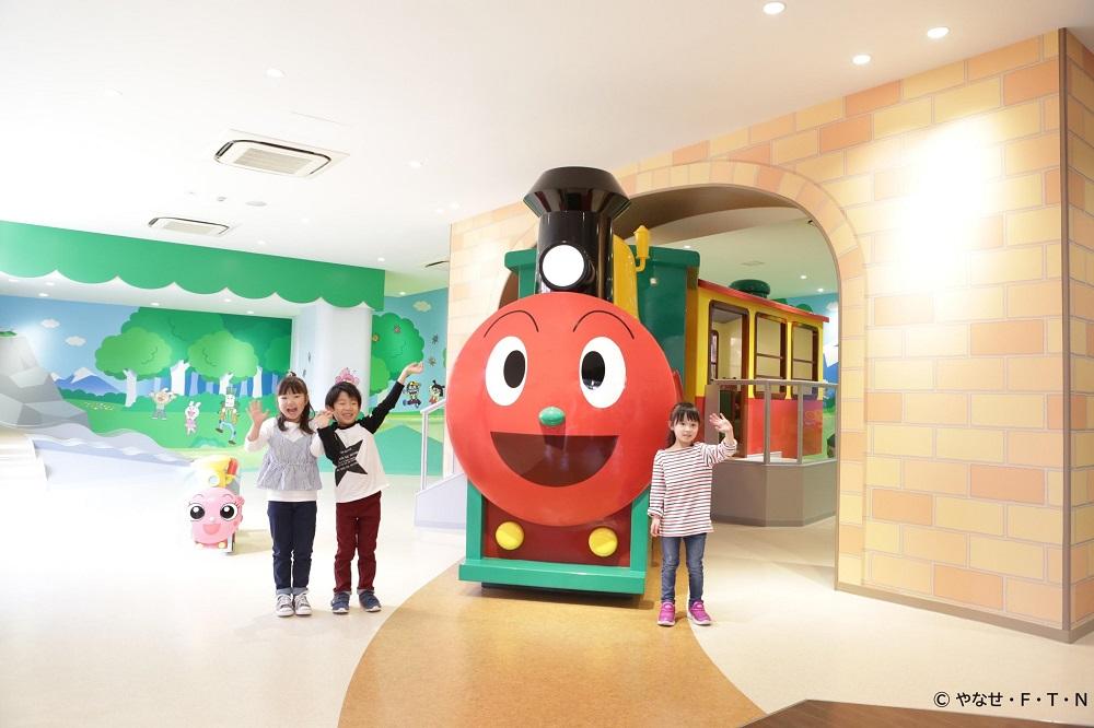 仙台アンパンマンこどもミュージアム＆モール「ファミリーチケット」引換券　【アンパンマンミュージアム アンパンマンこどもミュージアム 仙台アンパンマンミュージアム ファミリーチケット アンパンマンチケット 仙台市観光施設】