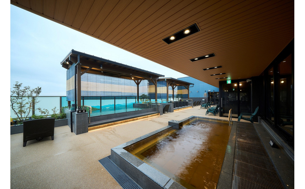 【ふるさと納税】愛子天空の湯 そよぎの杜 入館・岩盤浴無料券11枚　温泉 露天風呂 サウナ 日帰り 天然温泉 観光 旅行 旅 回数券 入浴券 仙台市　