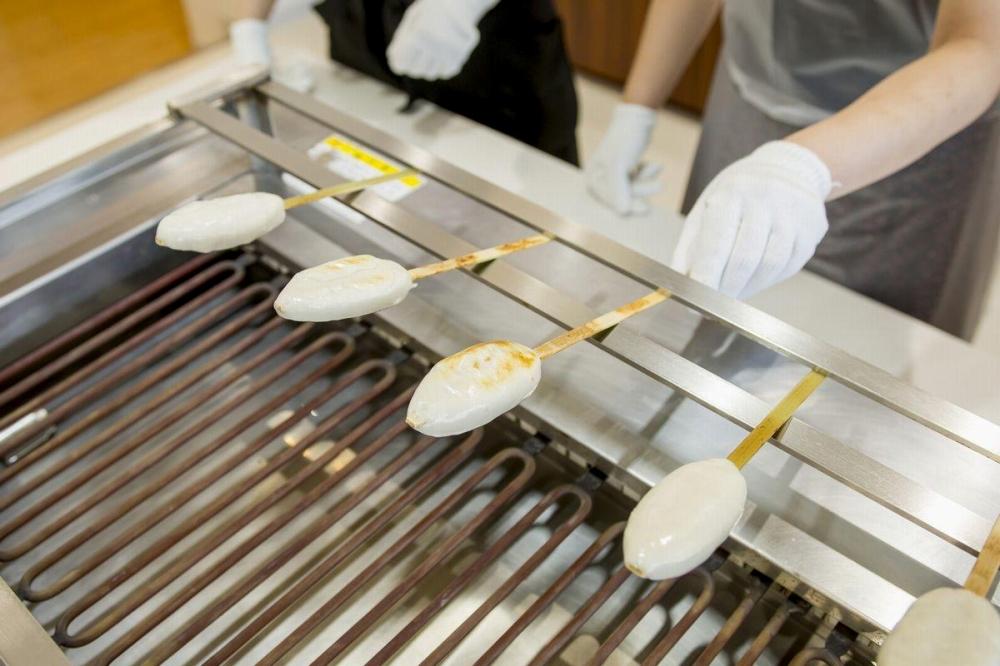 鐘崎 笹かま館 笹かまぼこ手作り体験教室＆お食事ペアご招待券【練り物 魚介類 体験 食品 人気 おすすめ】