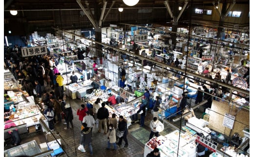 塩釜水産物仲卸市場　海鮮グルメ食事券　3,000円分　 04203-0758