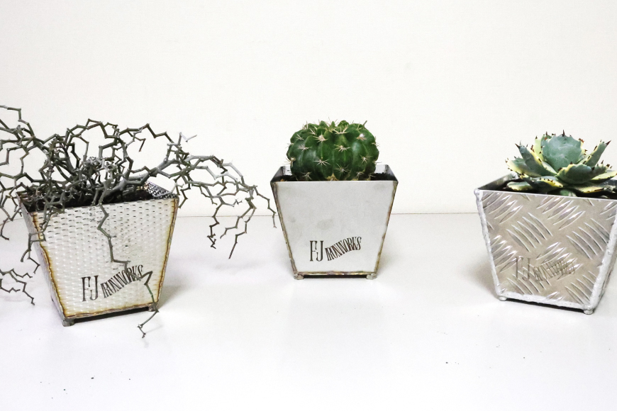 植木鉢 BOTANICAL POT ESP-S 1点 [藤田鉄工所 宮城県 気仙沼市 20565003] プランター 鉢 植木 おしゃれ 室内 多肉植物 アガベ ステンレス 金属 花 ガーデン DIY 植物 多肉 観葉植物 ナチュラル