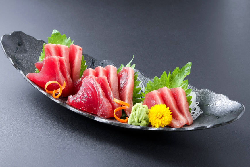 亀洋丸のお刺身用戻りかつおとかつおタタキのセット（各1筋） [阿部長商店 宮城県 気仙沼市 20565601] カツオ かつお 鰹 たたき かつおたたき 刺身 生食 鮮魚 おさしみ お刺身 冷凍 小分け 個包装