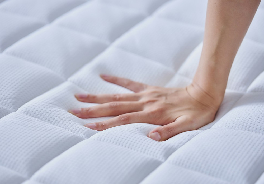 マットレス シングル ポケットコイル マットレス かため 硬め 21cm アイリスオーヤマ 体圧分散 ギフト 防ダニ 防臭 抗菌 弾力 通気性 清潔 耐久性 PMTS21H-S 新生活 一人暮らし ひとり暮らし 就職祝い 進学祝い 合格祝い 家具 インテリア 