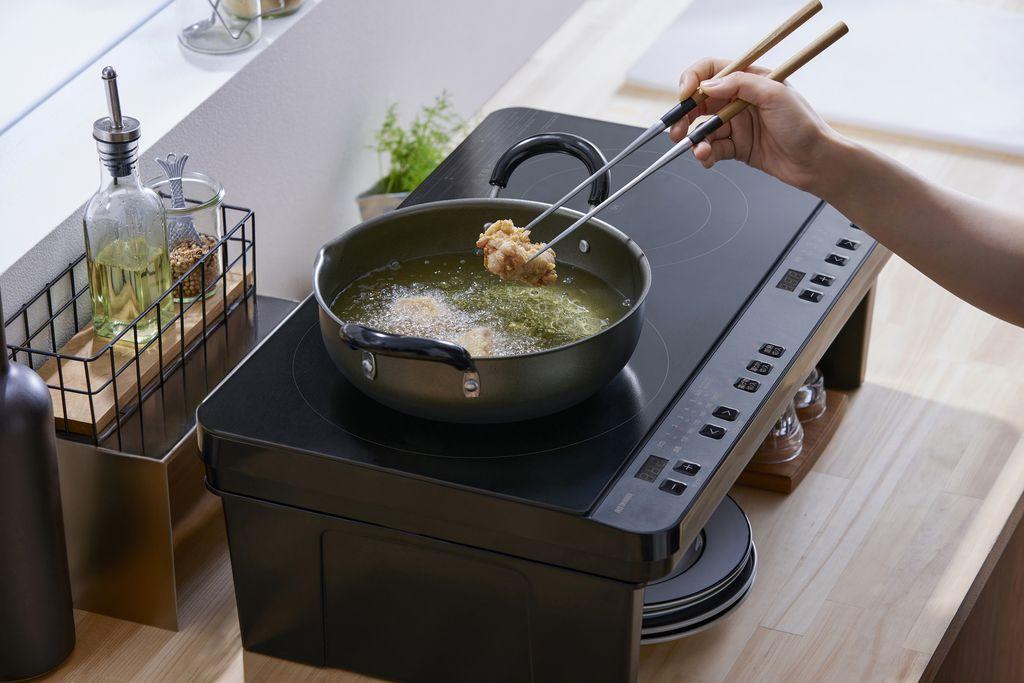 IHコンロ 2口 IHコンロスタンド付き 1400W アイリスオーヤマ コンパクト設計 火力6段階 設置簡単 工事不要 経済的 安全機能 IHK-WT41S-B