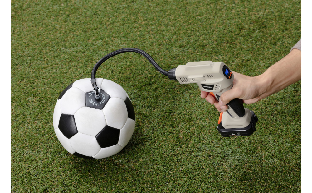 充電式エアコンプレッサ 10.8V アイリスオーヤマ 家電 電化製品 家庭用 ノズル3種類 充電式 パワフル USB 空気圧測定 オートストップ JAC10TC サンドベージュ