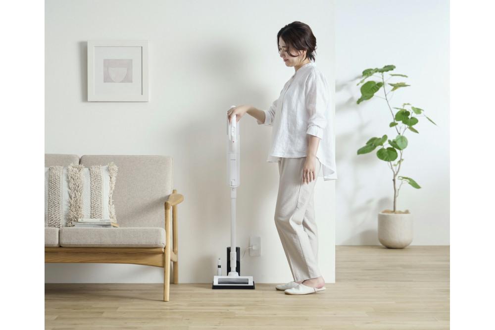 掃除機 充電式 紙パックスティッククリーナー アイリスオーヤマ ホワイト 充電式クリーナー ハンディ スティック 軽量 2WAY 充電式 パワフル 吸引力 コンパクト 小型 自走式 おすすめ 人気 アイリス SBD-77P-W ホワイト