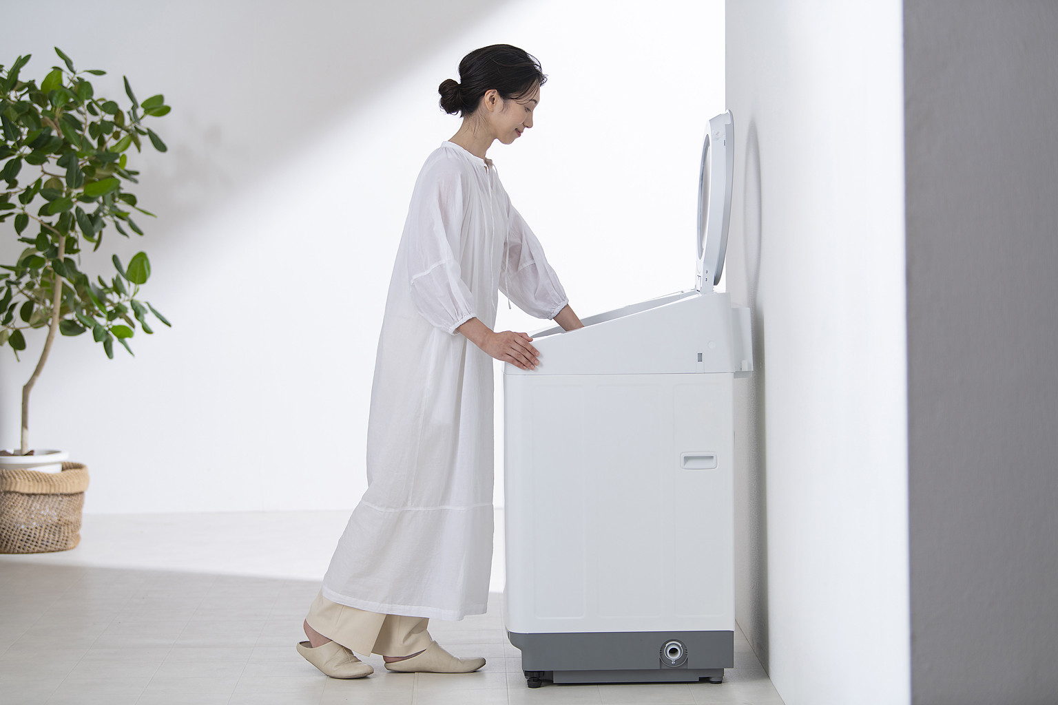 洗濯機 全自動電気洗濯機 10kg ITW-100A04-W ホワイト