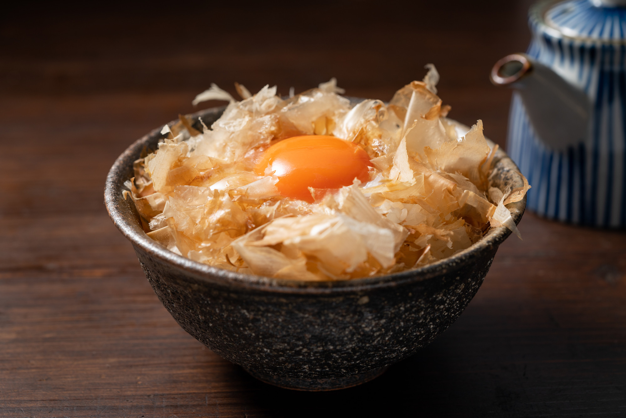 卵 生卵 おおえだファーム アスタキサンチン卵（白卵）Lサイズ 30個入り｜アスタキサンチン卵 30個 美肌 抗酸化 宮城県角田市育ち 生卵 たまご 玉子 たまごかけ TKG