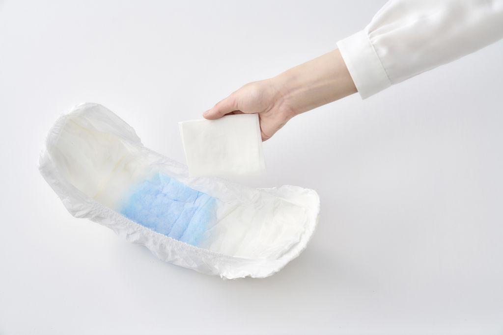 【18枚入り×4パック】大人用おむつ リフィール　快適下着　薄型パンツ　ＬＬサイズ　１８枚入 NAD-LL18-4