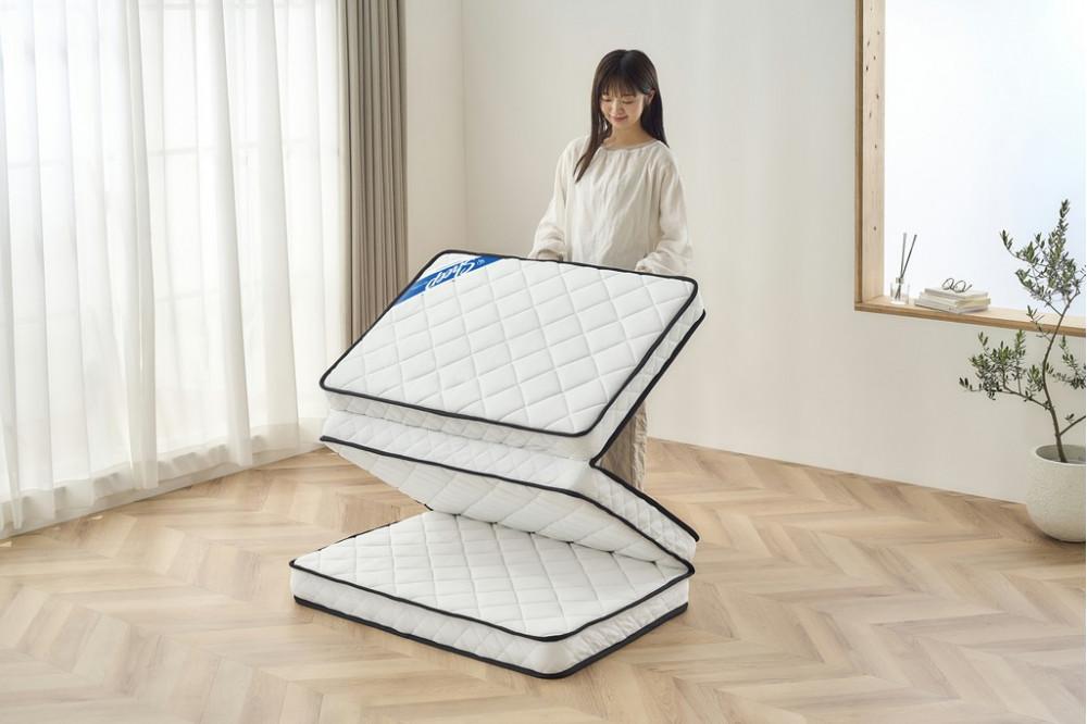 マットレス シングル 三つ折りポケットコイル厚さ10cm アイリスオーヤマ 体圧分散 折りたたみ 寝心地 快適 軽量  PMTS10H-3S ホワイト 新生活 一人暮らし ひとり暮らし 就職祝い 進学祝い 合格祝い 家具 インテリア 