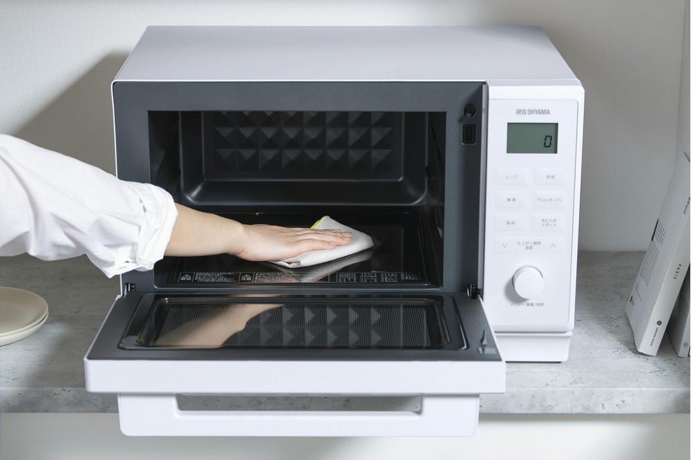 スチームオーブンレンジ オーブンレンジ 24L 角皿式 自動メニュー26種類 時短ブースト アイリスオーヤマ スチーム調理 省エネ 時短 ギフト 家庭用 MO-F2404-W ホワイト 電子レンジ レンジ