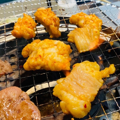 今夜は牛シマ腸祭り 辛味噌・塩味 セット 800g(各約200g×2パック)約5〜6人前【配送不可地域：離島】【1589321】