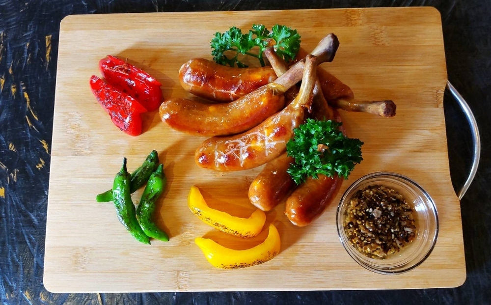 骨付き ソーセージ 粗挽き ビッグボーン ソーセージ 18本（ 9本×2箱 ） ギフト 冷凍 骨付 ブルーインパルス ウィンナー 骨付きソーセージ BBQ チーズ イン宮城県 東松島市