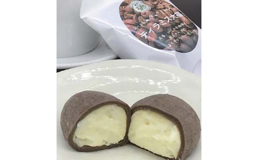 蔵王チーズ「チーズ＆ティラミス大福」（4個入×1箱＆6個入×1箱）　【04301-0336】