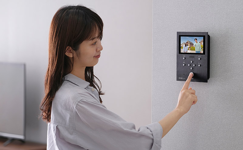 インターホン テレビドアホン TD-SM7070C-BB ブラック/ガンメタリック アイリスオーヤマ スマホ 対応 連動 自動録画 録画 カメラ付き 録画機能 防犯カメラ 監視カメラ 防犯 モーション検知 動体検知 雑貨 日用品 