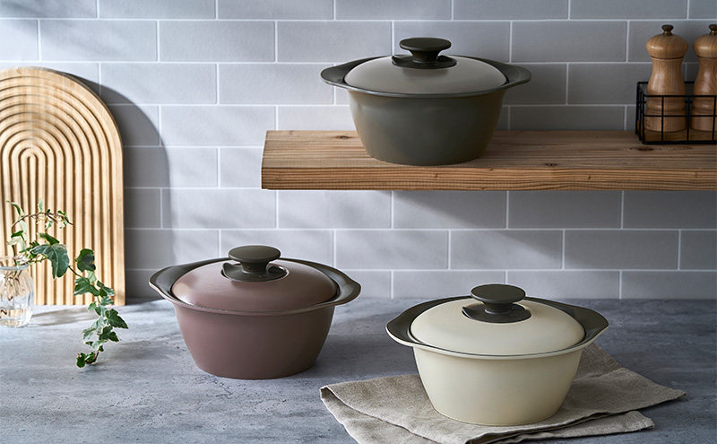 鍋 20cm 無加水鍋 MKS-20 メルティピンク 両手鍋 ih 無水 無水調理 鍋パーティー 一人暮らし 食卓 カラフル 調理器具 料理 アイリスオーヤマ ガスコンロ オーブン対応 キッチン用品 キッチンアイテム 