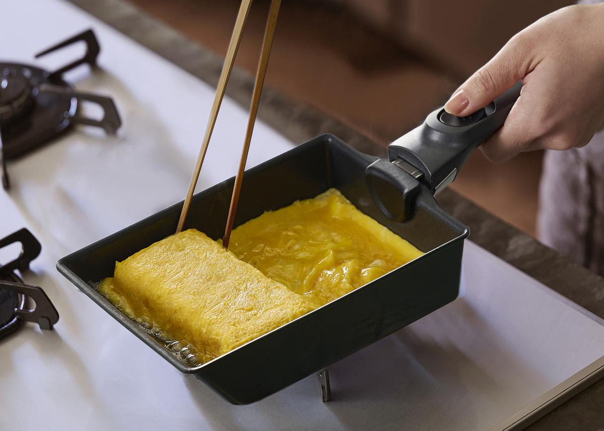フライパン TERACOAT 12点 セット ブラウン アイリスオーヤマ IH ガス フライパン鍋セット 26cm 鍋 卵焼き 卵焼き器 エッグパン 炒め鍋 蓋 蓋付き 取っ手 取っ手が取れる 調理器具 キッチン IH対応 ギフト EHDC-T12S アイリス 宮城 宮城県 大河原町