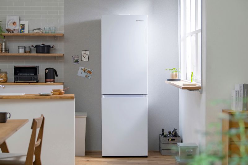 冷蔵庫 カメラ付き冷凍冷蔵庫 301LIRSN-IC30B-Wホワイト 大型 庫内カメラ付き 大型冷蔵庫 アイリスオーヤマ 右開き 2ドア 冷凍室 91L 大容量 