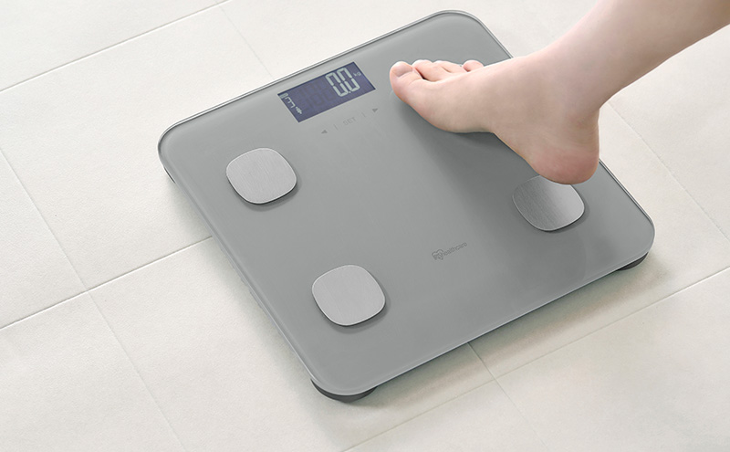 体重計 体組成計 IBCM-B212-H グレー アイリスオーヤマ 薄型 体重 体脂肪率 内臓脂肪 筋肉率 基礎代謝量 骨量 体脂肪 ダイエット 健康 健康づくり 体重管理 ヘルスメーター 多機能 体水分率 BMI Bluetooth連携 