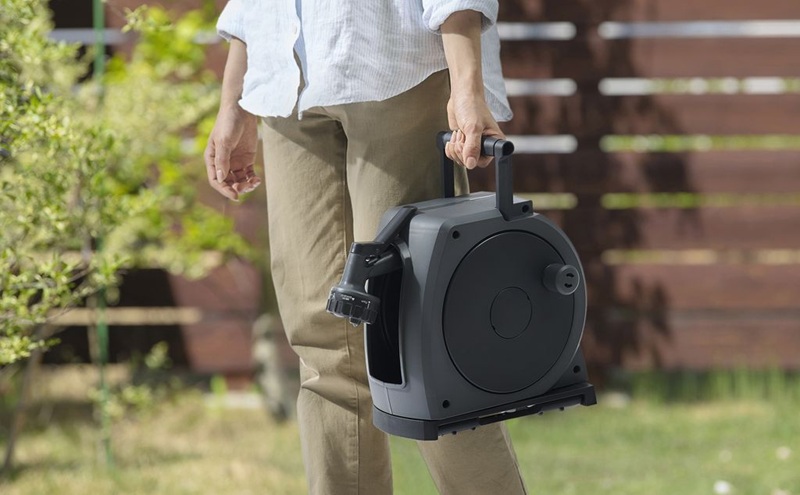 フルカバーホースリールJET 15Ｍ FHJー15 ダークグレー/ブラック ホース ホースリール 散水ホース 水まきホース 15m フルカバー カバー付き 水やり 水撒き 散水 ガーデニング 家庭菜園 洗車 掃除 アイリスオーヤマ 新生活