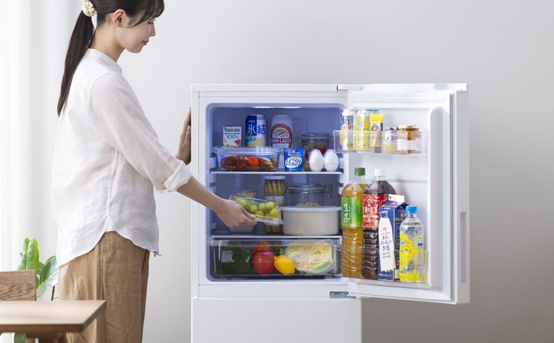 冷凍冷蔵庫 153L IRSN-HF15A-W ホワイト 冷蔵庫 2ドア アイリスオーヤマ ファン式 自動霜取り スリム 冷蔵 冷凍庫 薄型 右開き 急冷モード 新生活 一人暮らし