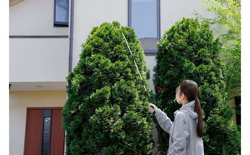 電池式噴霧器IR-N5 噴霧器 電池式 霧吹き アイリスオーヤマ 5L 散布噴霧機 タンク ノズル 除草 園芸 消毒 除草剤 庭 噴霧 噴射 薬剤 薬品 撒き 電動 家庭用 肩掛け 背負式 液肥撒き 除草剤散布 液肥 雑草防止 雑草対策 雑草除去