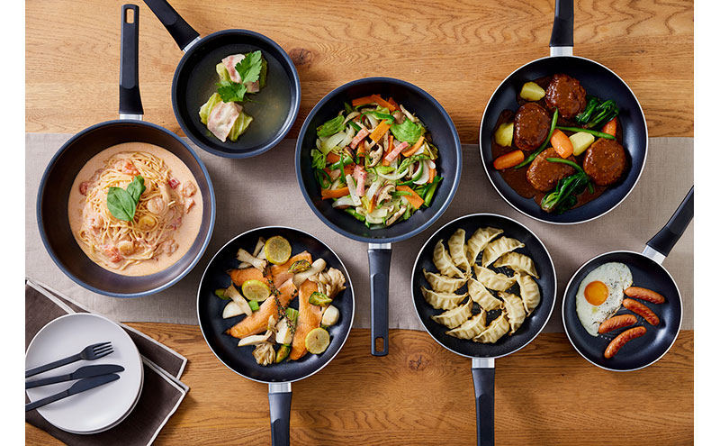 フライパン ダイヤモンドコートフライパン炒め鍋 IH・ガス火両用26cm VDI-W26 ワインレッド フライパン  ih  鍋 片手 炒め鍋  26cm 深型 IH 軽い ガス ih対応 ガス火 軽量 お手入れ 簡単 コーティング 単品 一人暮らし 新生活 アイリスオーヤマ