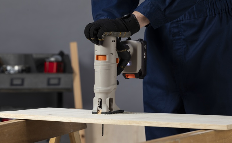 マルチギア ジグソーヘッド 18V JM18JG サンドベージュ 電動工具 電動ジグソー 18V マルチギア専用ヘッドパーツ コードレス 木工用ブレード付 曲線 くり抜き 取り付け簡単 工具 DIY アイリスオーヤマ