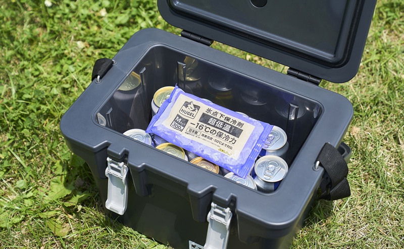 【10個セット】HUGEL 氷点下保冷剤 超低温タイプ HHCS-300 保冷剤 パックタイプ Mサイズ 長時間 超低温 軽量 持ち運び 買い物 弁当 スポーツ ピクニック レジャー クーラーボックス 繰返 長持ち 氷点下保冷剤 アイリスオーヤマ HUGEL