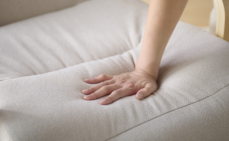 リクライニングウッドアームチェア FACR-RHB アイボリー リクライニングチェア 一人掛け リクライニング 座椅子 一人用 ソファー 高齢者 肘掛付 背もたれ ヘッドレスト フットレスト 椅子 プレゼント アイリスオーヤマ