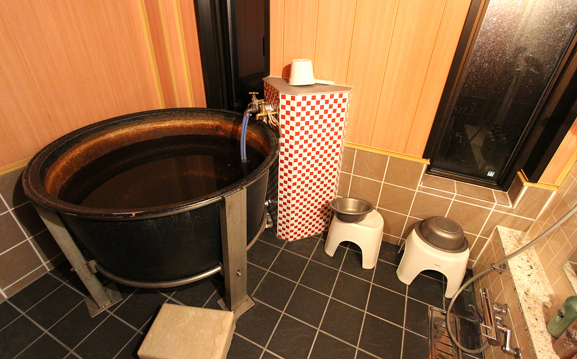 展望檜風呂つき古民家スイートルーム ペア宿泊券 No.174