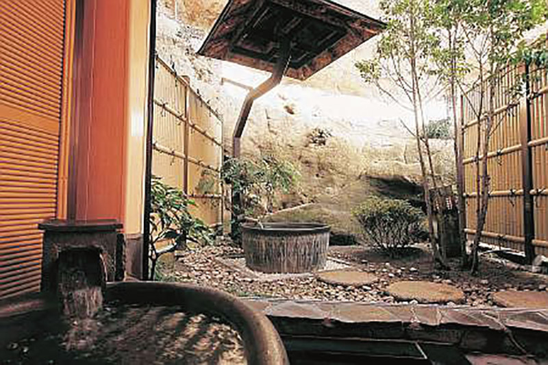 ããã㫠浊å¶èã宿æ³åžãã¢1æ³2é£ä»ã